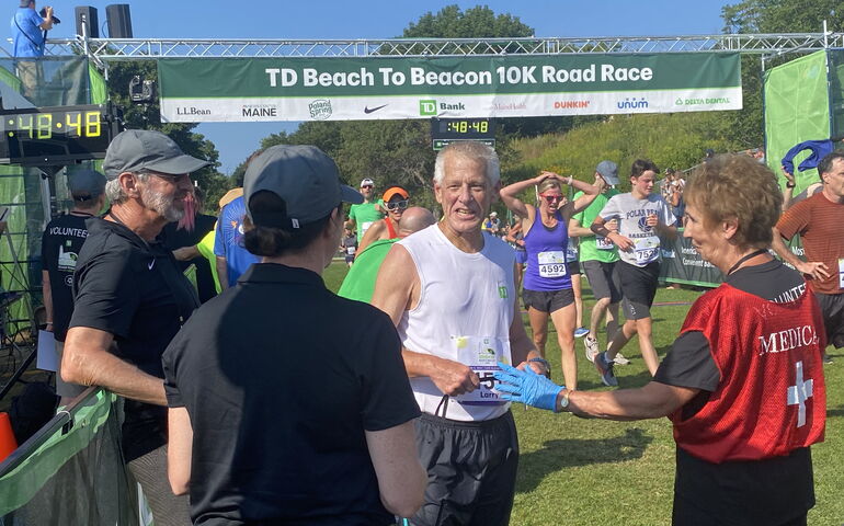 Larry Wold at running race.