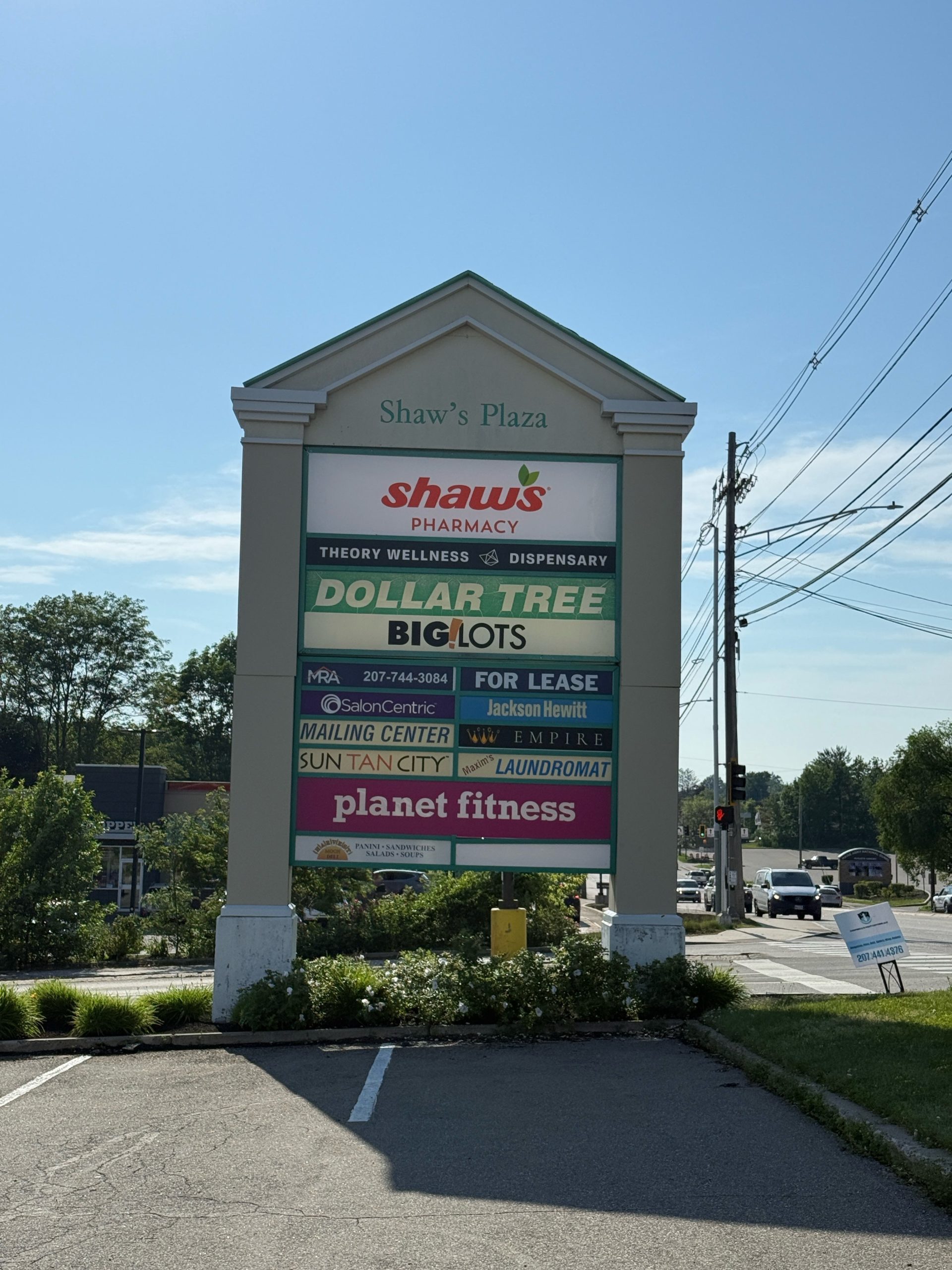 Shaws plaza signs