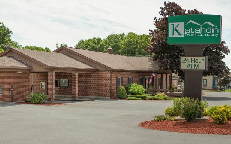 KATAHDIN TRUST BANK BUILDING EXTERIOR