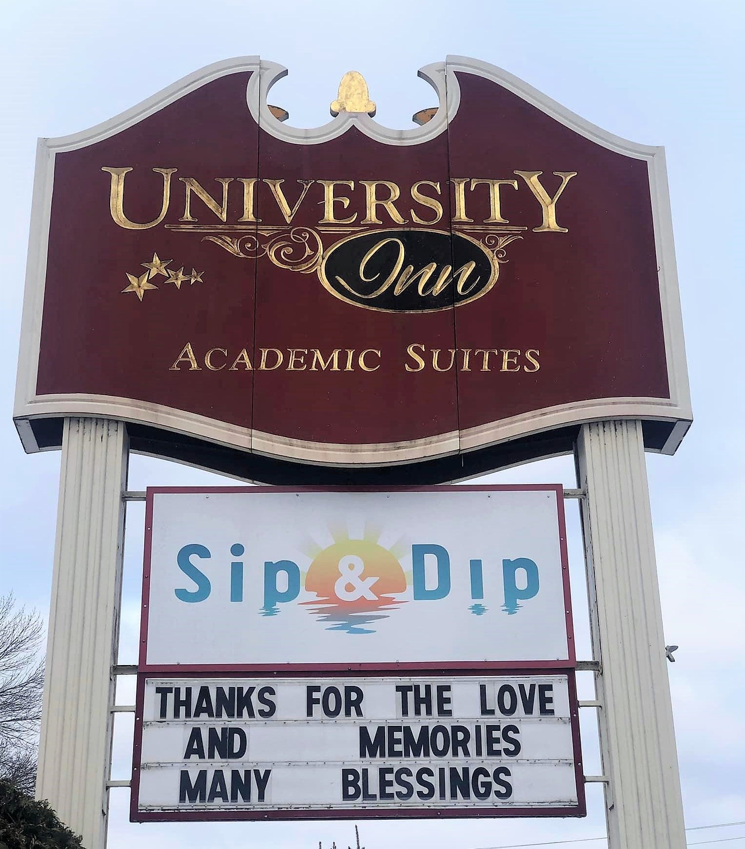 hotel sign saying