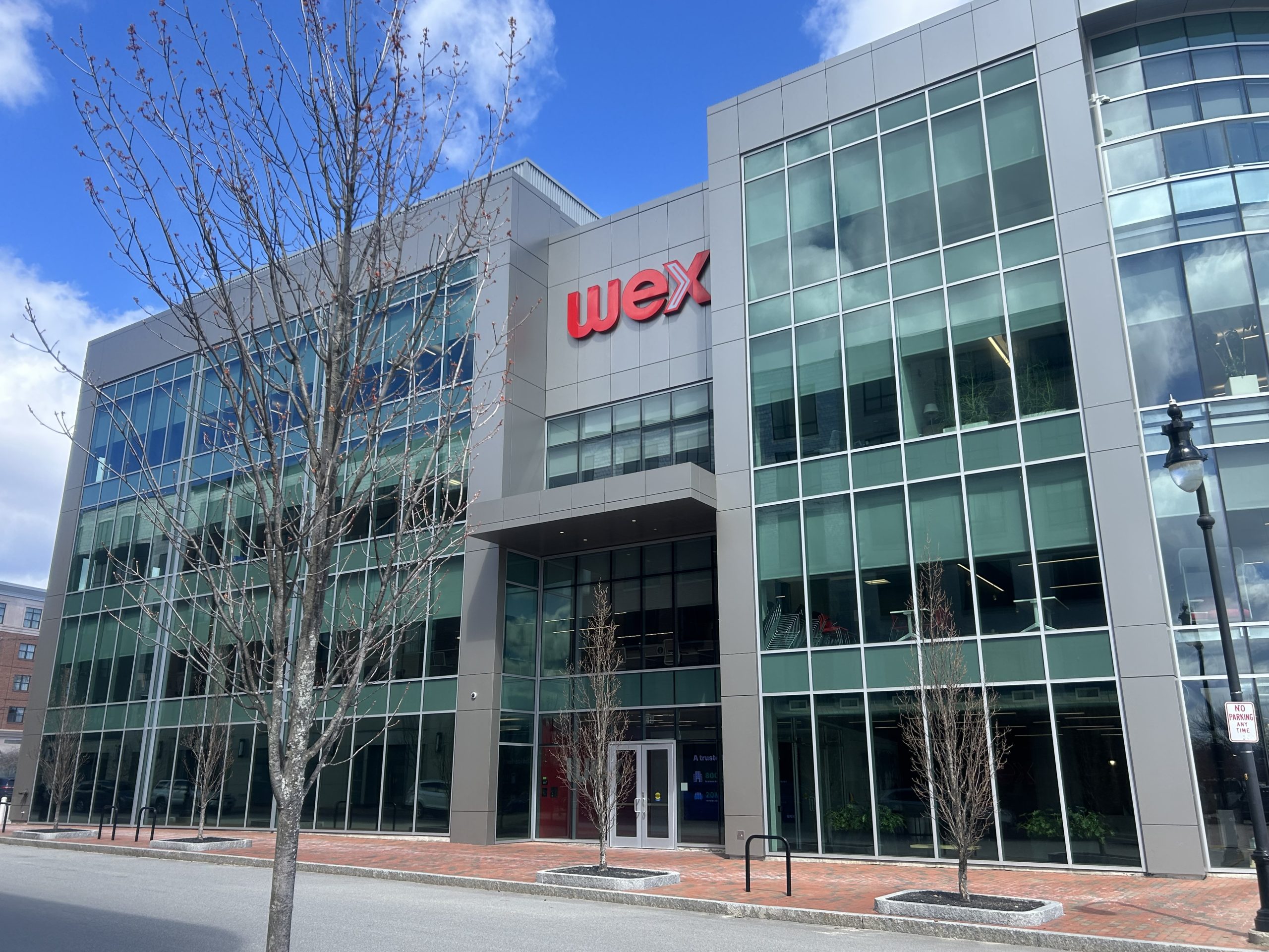 WEX posts higher Q1 profit, seeks to fend off activist investor