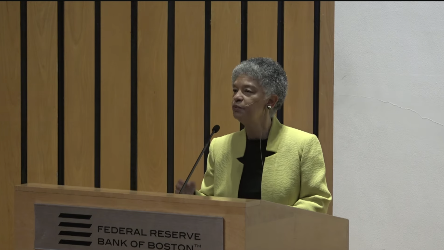 🔒Boston Fed chief opposes rate cuts ‘for some time’