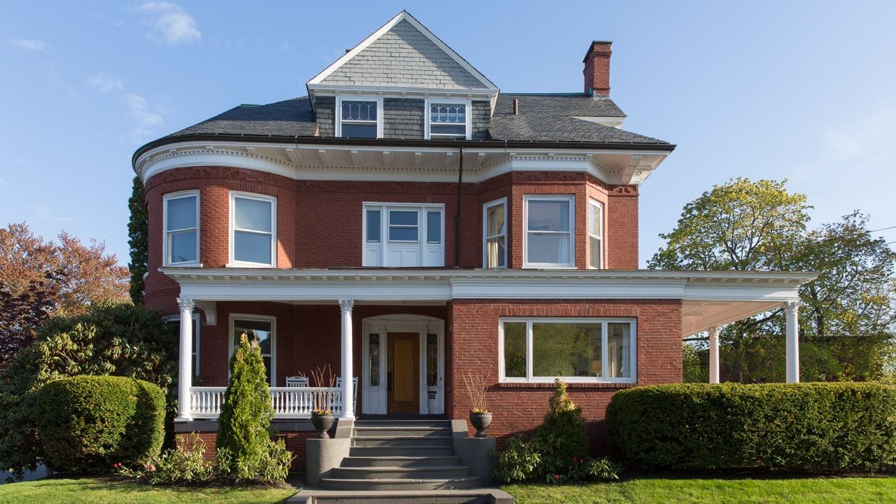 Portland’s residential market shows two paths as inventory expands, broker's report shows