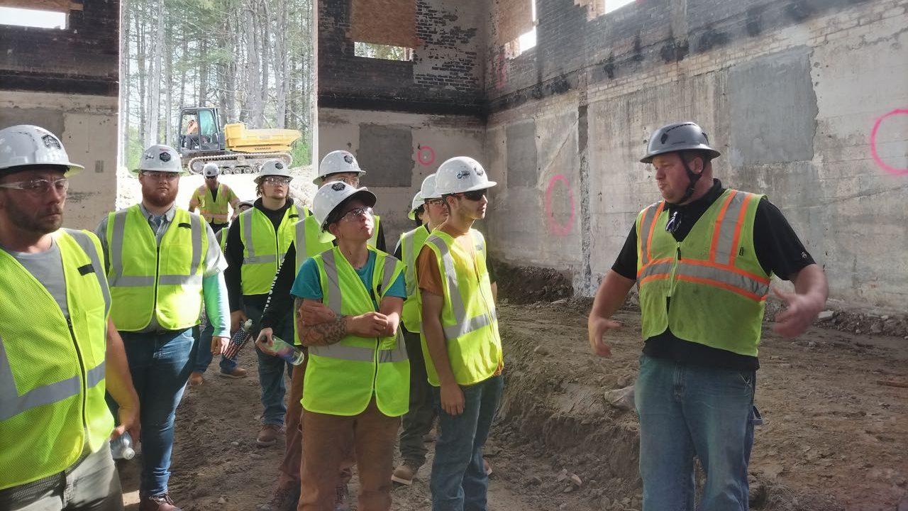🔒Tool kits in hand, construction academy grads poised to join Maine’s workforce