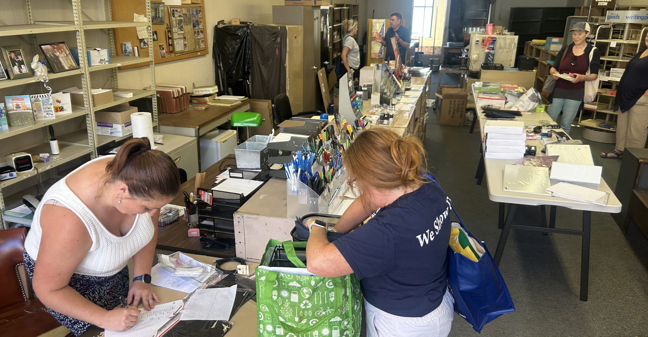 Portland office supply store marks end of an era with teacher freebies
