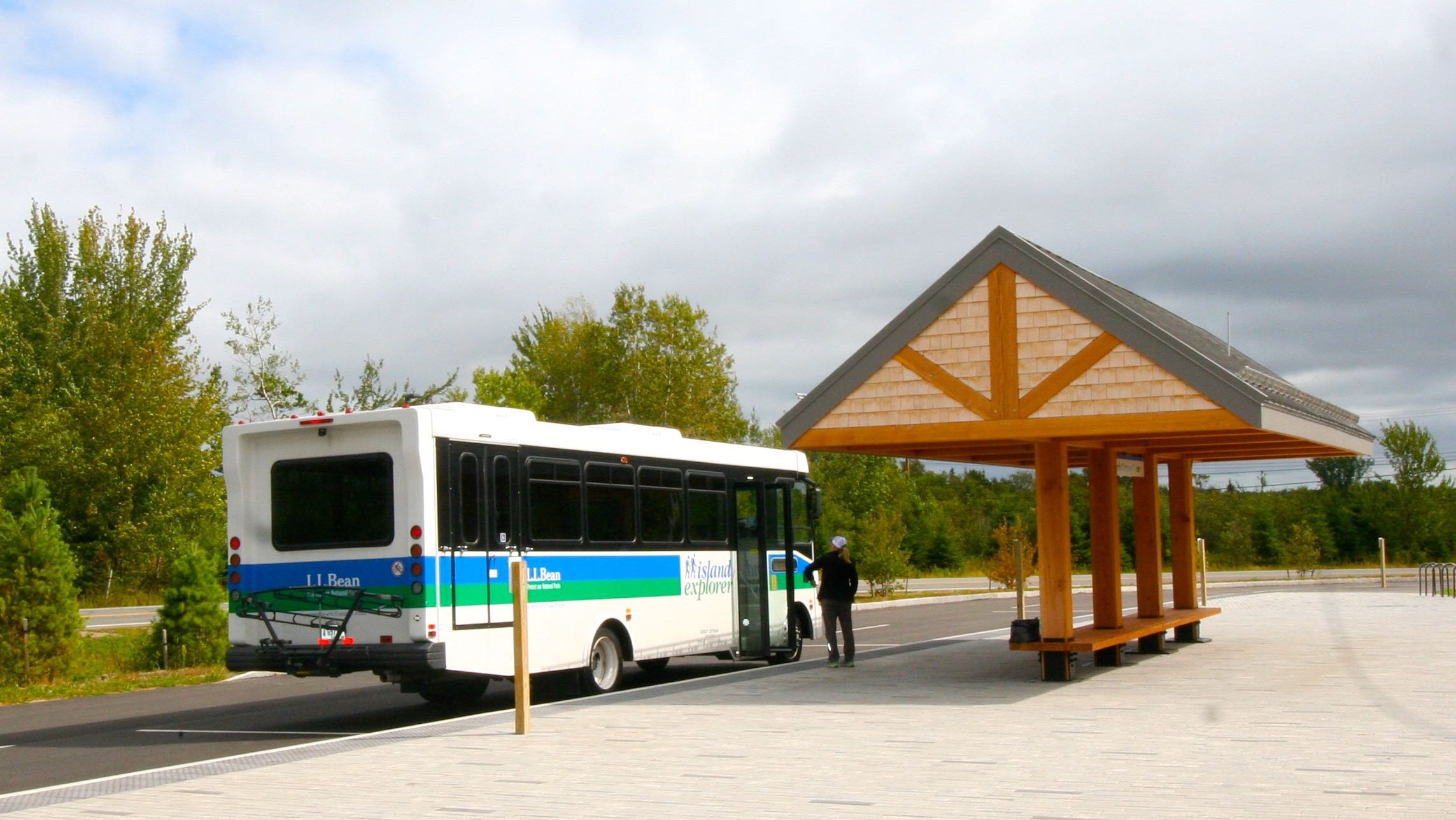 Acadia’s seasonal shuttle ridership jumps 20% amid expanded service