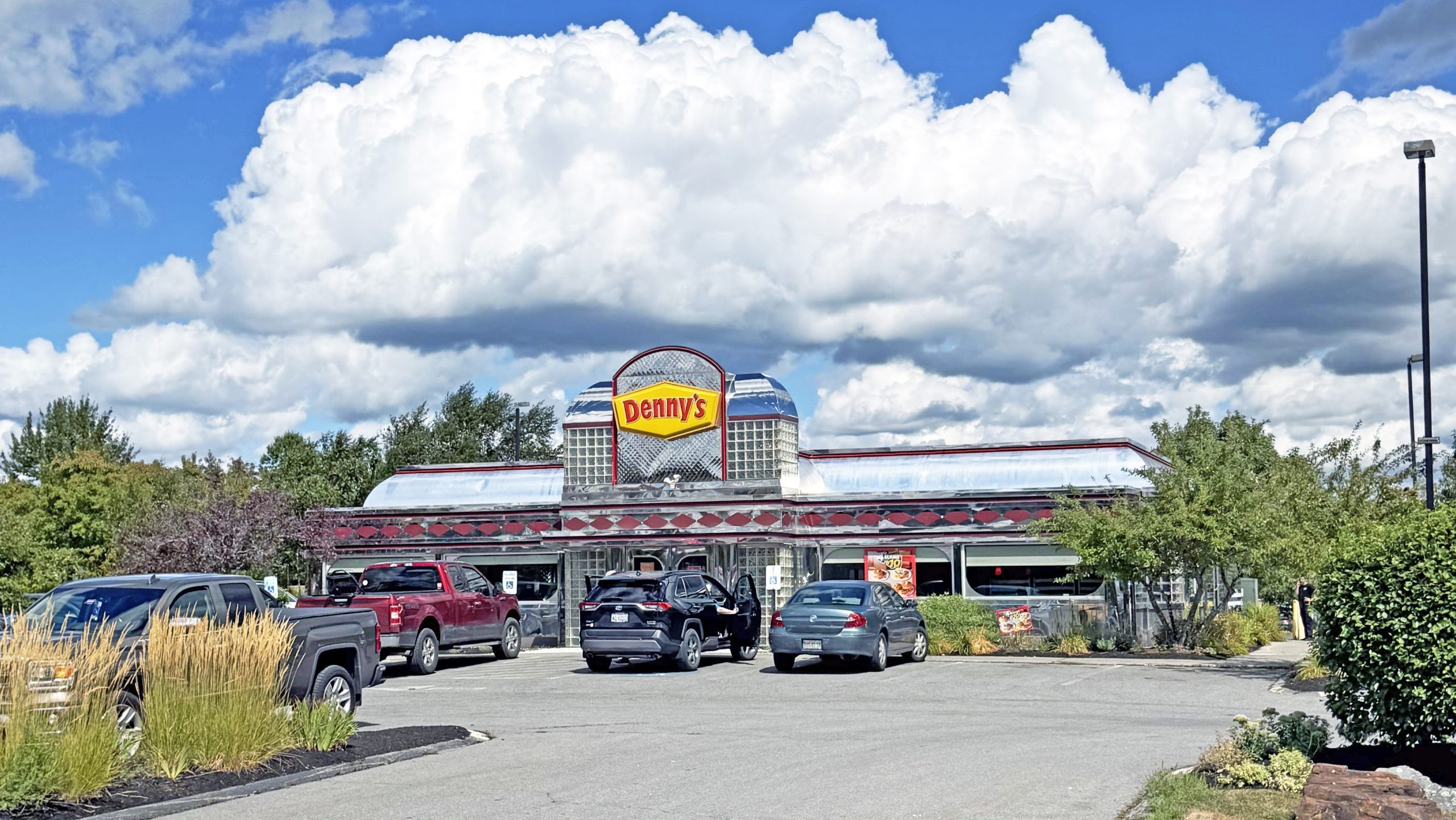 Bangor building leased to Denny’s sells for $1.65M